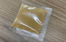 廣西老中醫(yī)來湖南恒為公司現場中藥粉末包裝機試機打樣